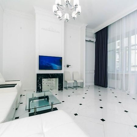 Vip Near Premier Palace & Arena City Киев Экстерьер фото